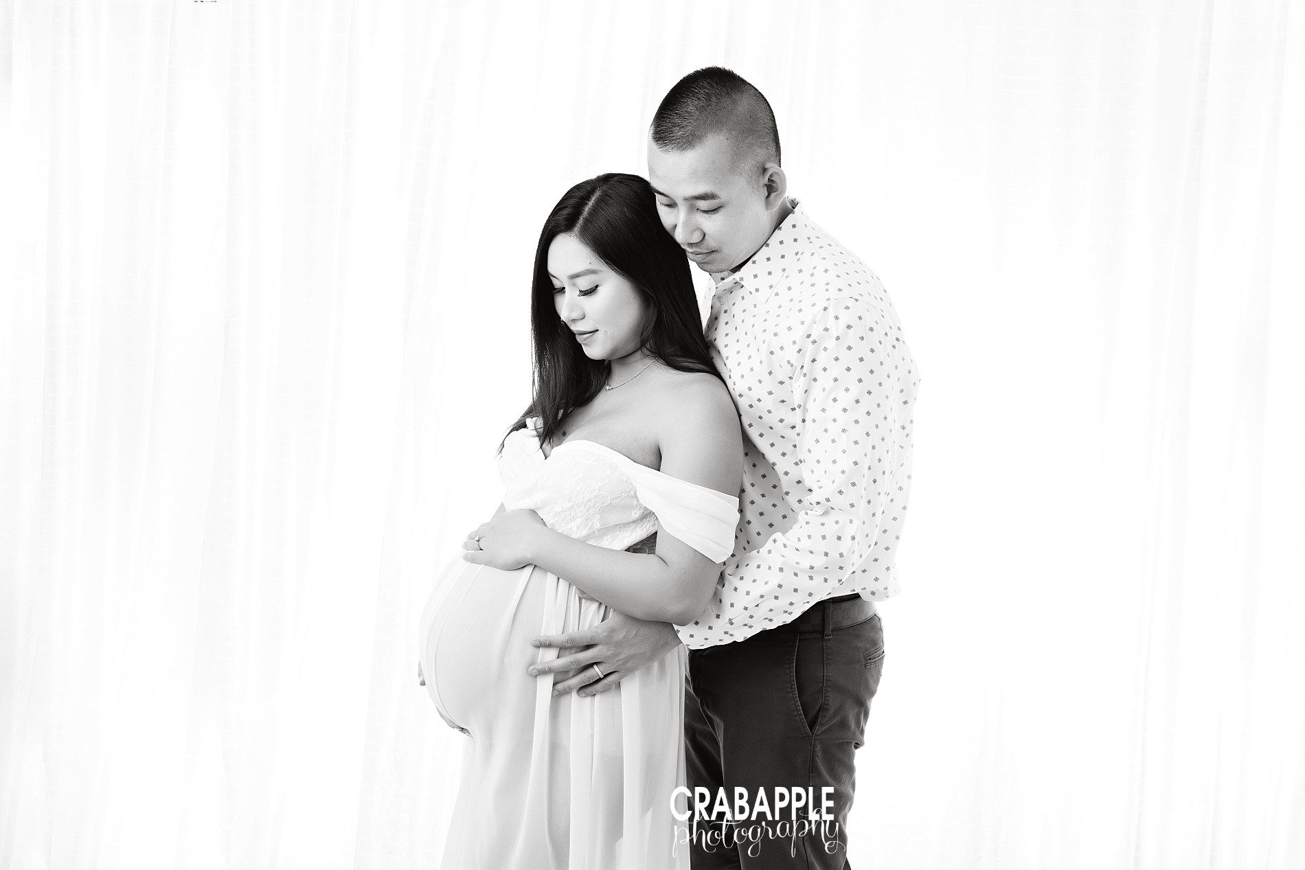 black and white couples maternity photos