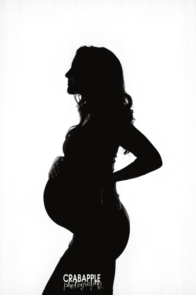 silhouette maternity maternity poses for moms Boston