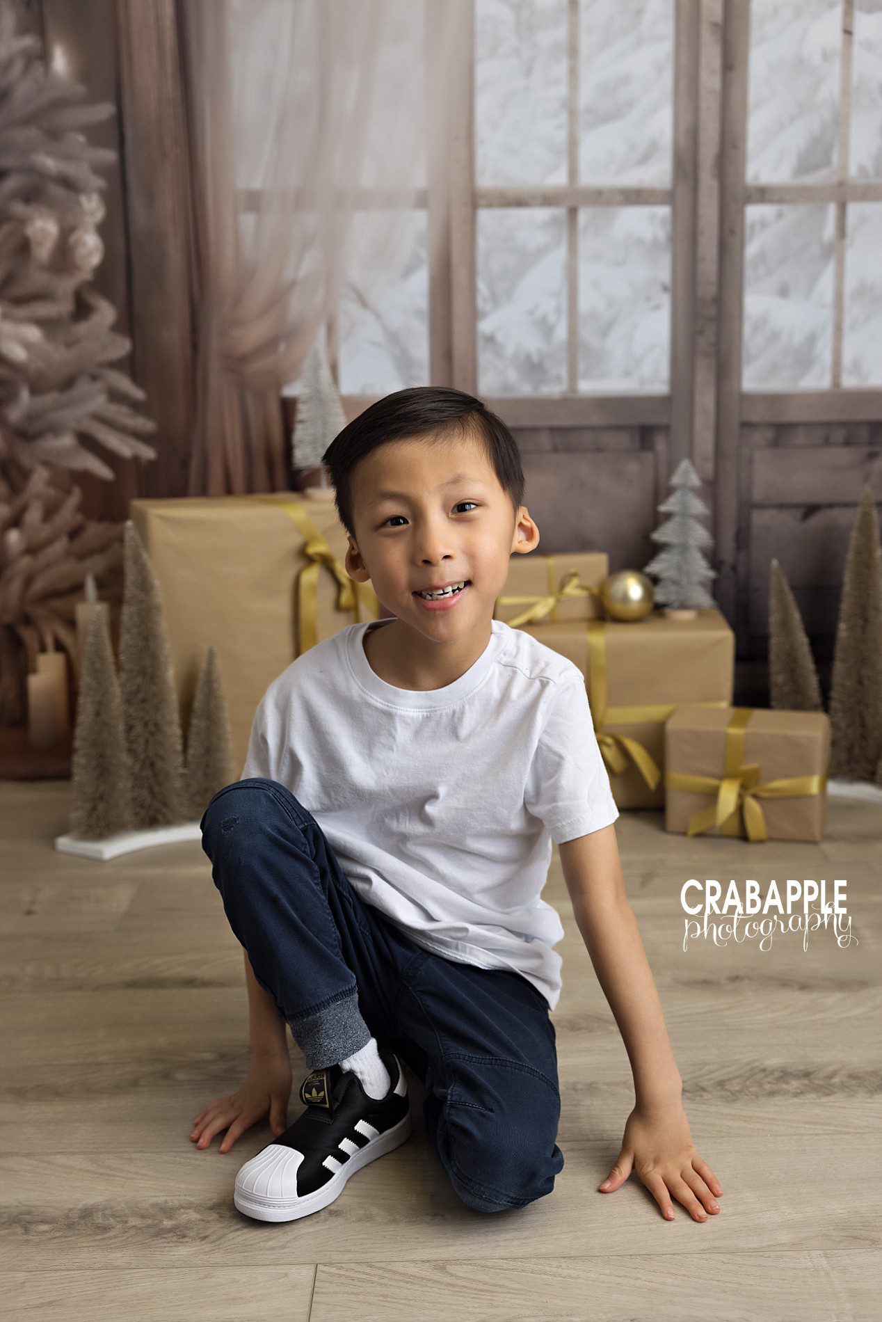 casual christmas photo ideas professional photographer