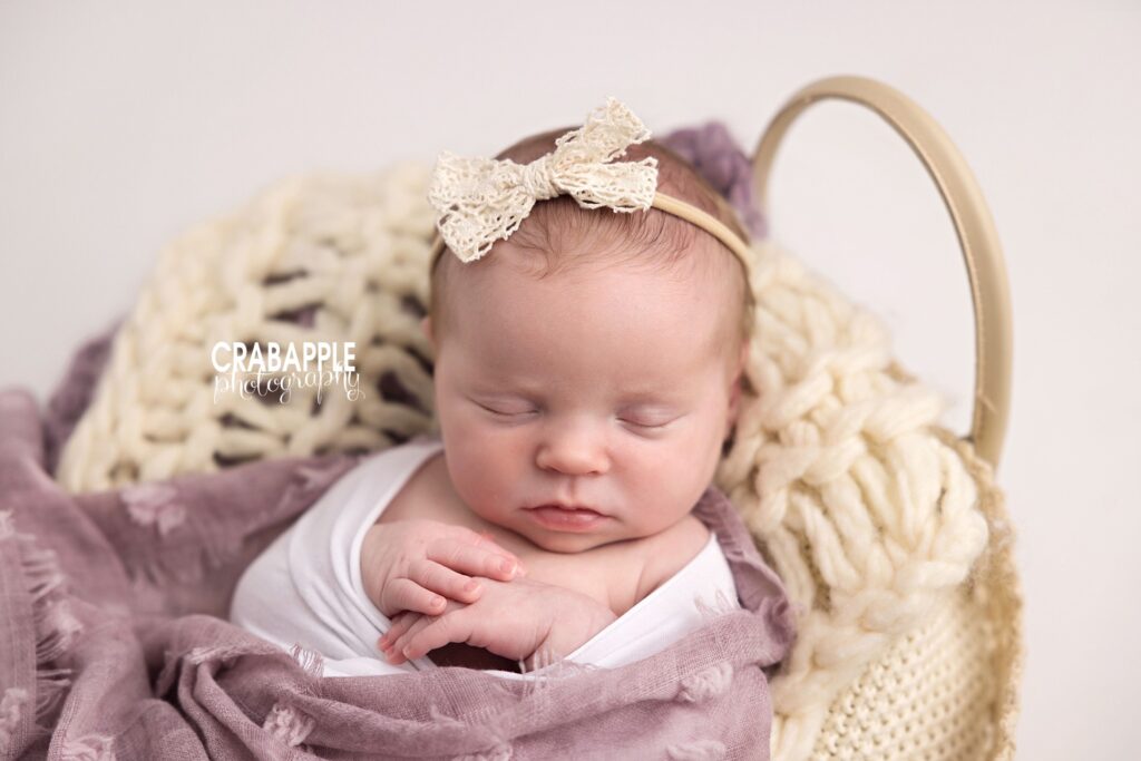 Natural Baby Photography Simple newborn photography emphasizing baby's natural beauty