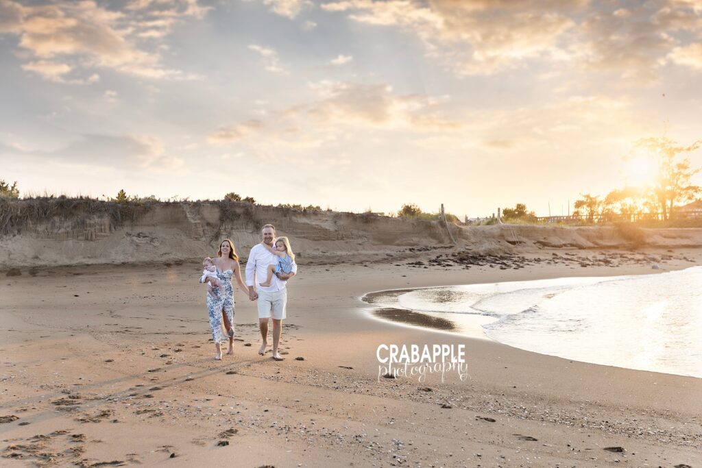 Barefoot sunset beach photos for families Beautiful sunset beach family photos walking barefoot along the coast